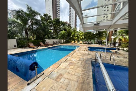 Apartamento para alugar com 195m², 3 quartos e 4 vagas Apartamento para alugar com 195m², 3 quartos e 4 vagasPiscina