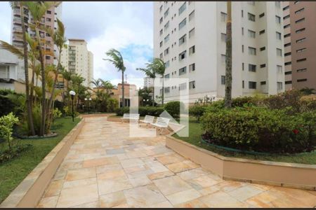 Apartamento à venda com 72m², 2 quartos e 1 vagaÁrea comum