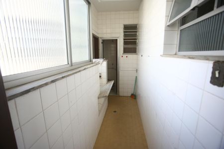 Apartamento à venda com 140m², 2 quartos e sem vagaÁrea de Serviço
