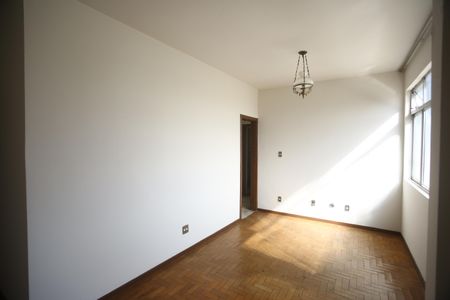 Apartamento à venda com 140m², 2 quartos e sem vagaSala