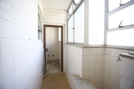 Apartamento à venda com 140m², 2 quartos e sem vagaÁrea de Serviço