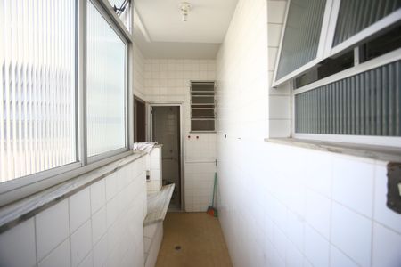 Apartamento à venda com 140m², 2 quartos e sem vagaÁrea de Serviço