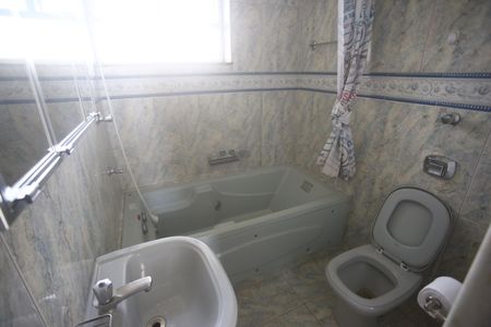 Apartamento à venda com 140m², 2 quartos e sem vagaBanheiro