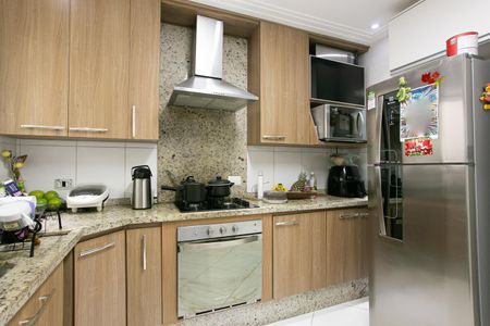 Casa à venda com 113m², 3 quartos e 2 vagas Casa à venda com 113m², 3 quartos e 2 vagasCozinha