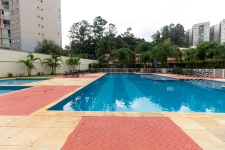 Apartamento à venda com 74m², 3 quartos e 2 vagasÁrea comum - Piscina