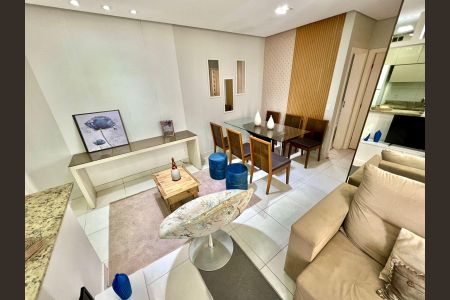 Apartamento à venda com 76m², 2 quartos e 1 vagaSala