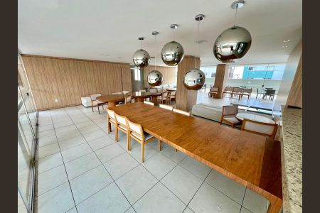 Apartamento à venda com 76m², 2 quartos e 1 vagaÁrea comum - Salão de festas