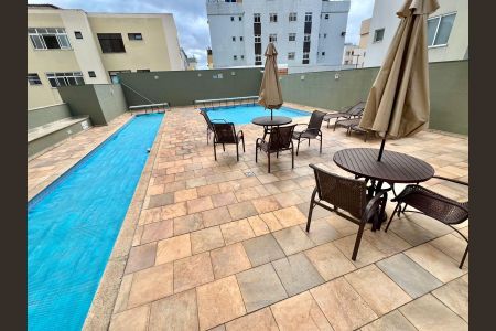 Apartamento à venda com 76m², 2 quartos e 1 vagaÁrea comum - Piscina