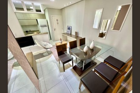 Apartamento à venda com 76m², 2 quartos e 1 vagaSala