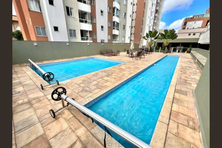 Apartamento à venda com 76m², 2 quartos e 1 vagaÁrea comum - Piscina