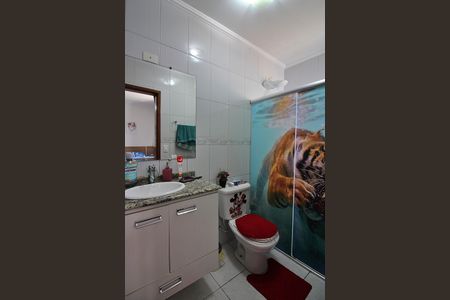 Casa à venda com 216m², 3 quartos e 4 vagasQuarto 1 - Suíte Banheiro