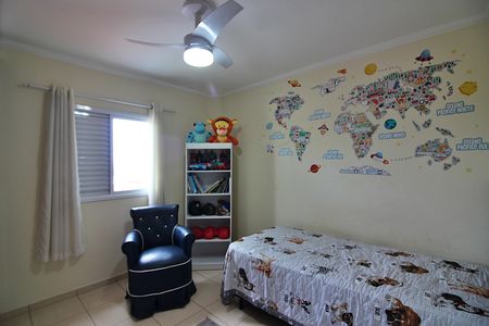 Casa à venda com 216m², 3 quartos e 4 vagasQuarto 2