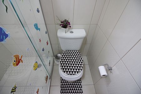 Casa à venda com 216m², 3 quartos e 4 vagasBanheiro Social