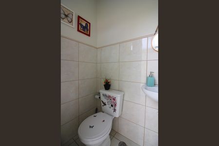 Casa à venda com 216m², 3 quartos e 4 vagasLavabo de Serviço