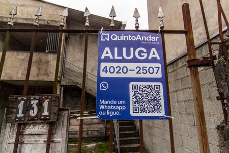 Casa para alugar com 90m², 2 quartos e sem vagaPlaca