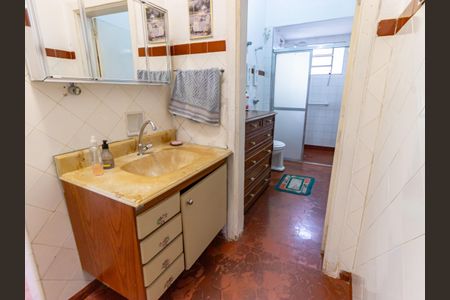 Casa à venda com 181m², 2 quartos e 1 vagaBanheiro