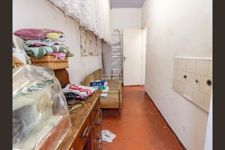 Casa à venda com 181m², 2 quartos e 1 vagaQuarto de Serviço