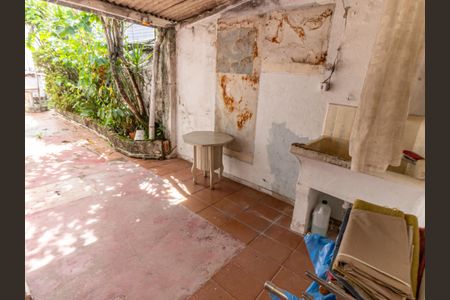 Casa à venda com 181m², 2 quartos e 1 vagaÁrea de Serviço