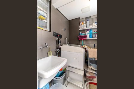 Apartamento à venda com 74m², 1 quarto e sem vaga Apartamento à venda com 74m², 1 quarto e sem vagaÁrea de Serviço