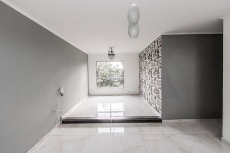 Apartamento para alugar com 80m², 2 quartos e 1 vaga Apartamento para alugar com 80m², 2 quartos e 1 vagaSala