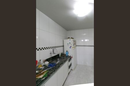 Casa à venda com 156m², 3 quartos e 2 vagasCozinha