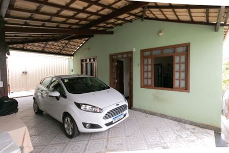 Casa à venda com 156m², 3 quartos e 2 vagasGaragem