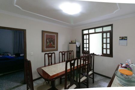 Casa à venda com 156m², 3 quartos e 2 vagasCopa