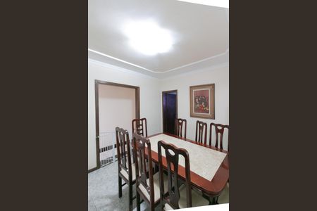 Casa à venda com 156m², 3 quartos e 2 vagasCopa