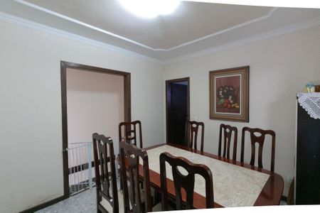 Casa à venda com 156m², 3 quartos e 2 vagasCopa