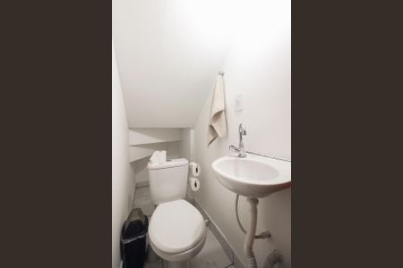 Casa à venda com 110m², 3 quartos e 3 vagasLavabo 