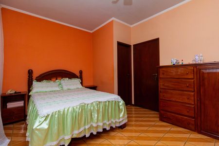 Casa à venda com 175m², 3 quartos e 2 vagas Casa à venda com 175m², 3 quartos e 2 vagasQuarto 3