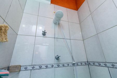 Casa à venda com 175m², 3 quartos e 2 vagas Casa à venda com 175m², 3 quartos e 2 vagasBanheiro 2