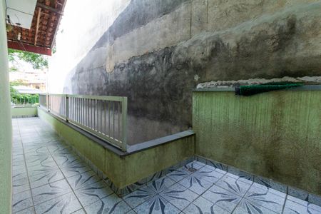 Casa à venda com 175m², 3 quartos e 2 vagas Casa à venda com 175m², 3 quartos e 2 vagasÁrea Externa