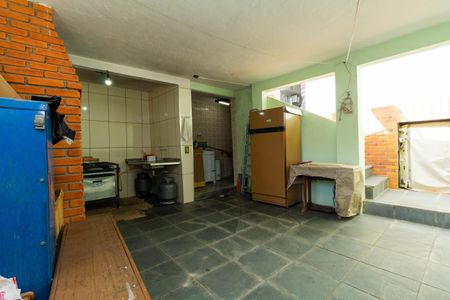 Casa à venda com 175m², 3 quartos e 2 vagas Casa à venda com 175m², 3 quartos e 2 vagasÁrea de Serviço