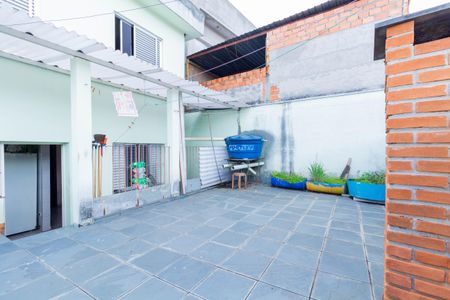 Casa à venda com 175m², 3 quartos e 2 vagas Casa à venda com 175m², 3 quartos e 2 vagasQuintal