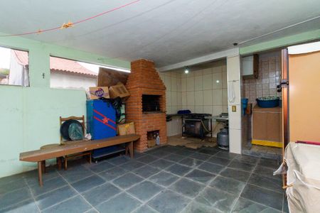 Casa à venda com 175m², 3 quartos e 2 vagas Casa à venda com 175m², 3 quartos e 2 vagasÁrea de Serviço