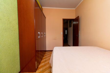 Casa à venda com 175m², 3 quartos e 2 vagas Casa à venda com 175m², 3 quartos e 2 vagasQuarto 1