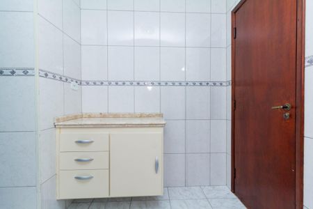 Casa à venda com 175m², 3 quartos e 2 vagas Casa à venda com 175m², 3 quartos e 2 vagasBanheiro 2