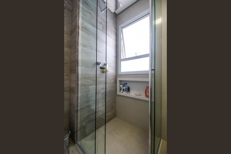 Apartamento à venda com 110m², 2 quartos e 4 vagasBanheiro da Suíte 1