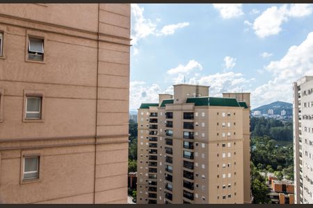 Apartamento à venda com 110m², 2 quartos e 4 vagasVista da Suíte 1