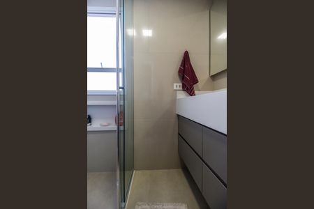 Apartamento à venda com 110m², 2 quartos e 4 vagasBanheiro da Suíte 1