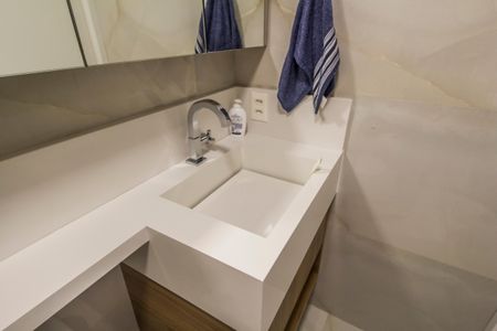 Apartamento à venda com 110m², 2 quartos e 4 vagasBanheiro da Suíte 2