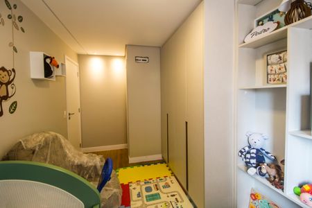 Apartamento à venda com 110m², 2 quartos e 4 vagasSuíte 2