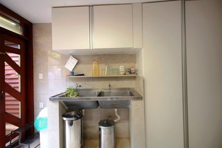 Casa à venda com 650m², 5 quartos e 4 vagasÁrea de Serviço