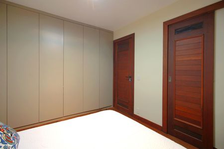 Casa à venda com 650m², 5 quartos e 4 vagasSuite 2