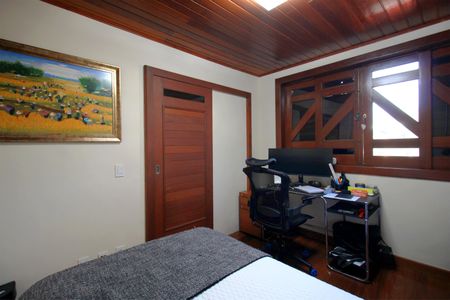 Casa à venda com 650m², 5 quartos e 4 vagasSuite 5