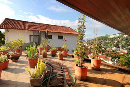 Casa à venda com 650m², 5 quartos e 4 vagasPilotis Suite 3