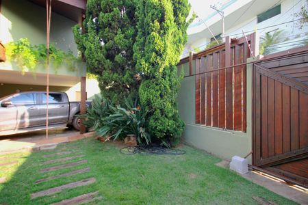 Casa à venda com 650m², 5 quartos e 4 vagasJardim