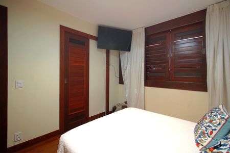 Casa à venda com 650m², 5 quartos e 4 vagasSuite 2