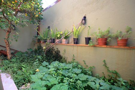 Casa à venda com 650m², 5 quartos e 4 vagasHorta